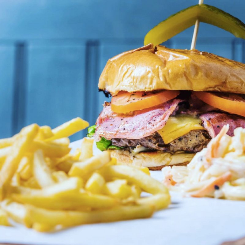 bbqnights1's tweet photo. Open from 6pm until late, there's all kinds of treats waiting for you! How could you possibly resist this.. 😍 https://t.co/fpjHp27NJN