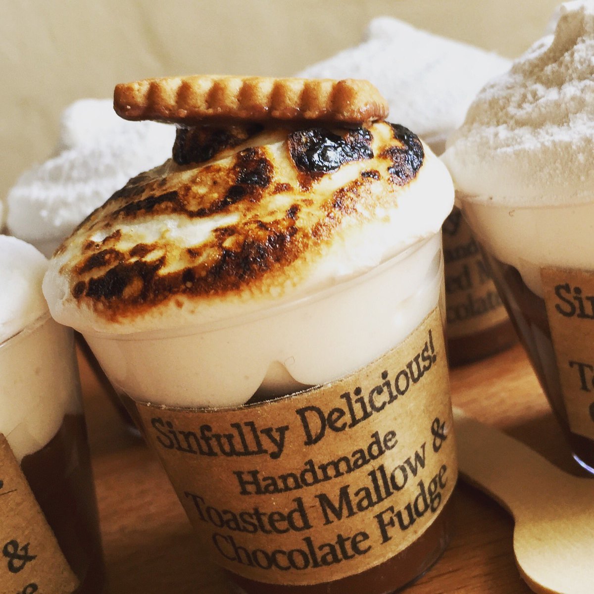 TheFudgeParlour's tweet photo. A marriage made in heaven #handmade #chocolatefudge #toastedmallow Shot Pots #saturdaytreats @JesFoodMkt https://t.co/4SkUfsNvVB