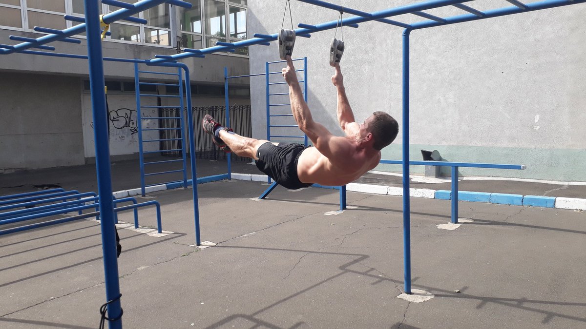 kalinaAVS's tweet photo. #AlpFit #Одесса #здоровье #спорт #фитнес #тренировка #функционал #зож #турники #Odessa #sport #training #functionaltraining #fitness #health https://t.co/IWw7TCCBRk