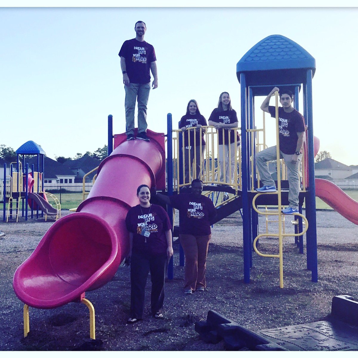 texasmom0326's tweet photo. The BEST team at Carroll Elementary๐
2017 - 2018 Activity Team
#Art #Music #Library #Computer #PE
#CarrollColts https://t.co/FeUUEQBAsm