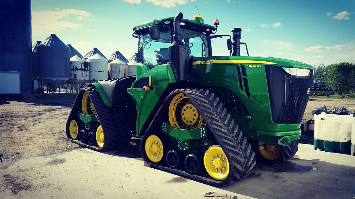 Big, green \u0026 beautiful. Tractor shot from Justin G. Send us shots of your  Deere products to be featured at @FPShow: https://t.co/ssARA6v7kq, image size:1200x675