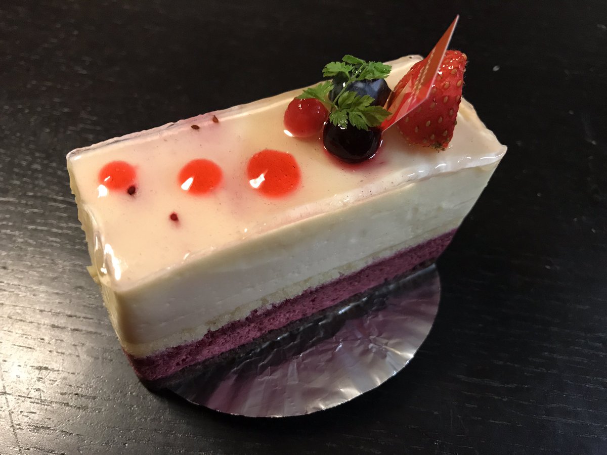 Sesa 昨日天王町のケーキ屋さんポトロブランコで閉店間際に訪問して お店の奥さんとお話し出来ました もう少し続けてくれるとの事に感謝です ポトロブランコ Sesa 昨日天王町のケーキ屋さんポトロブランコで閉店間際に訪問して お店の奥さんとお話し出来ました もう少し続けてくれるとの事に感謝です ポトロブランコ