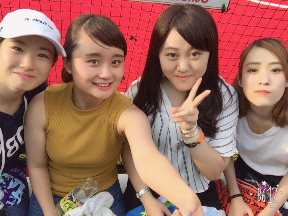 yui10728's tweet photo. いつめん集合🌻
今日もいっぱい笑った楽しかった😽💙安定に会えてるいい感じ https://t.co/tdiFGQtwa9