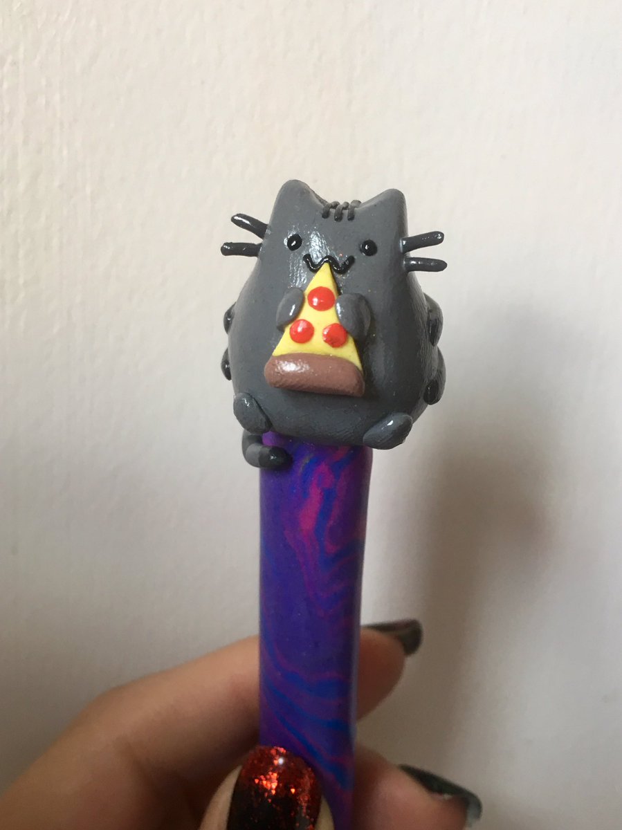 Crochetseptopus's tweet photo. Latest finished hook #pusheen. Love this kitty x😍#crochet #crochethook #cute #kitty #fimoclay https://t.co/bWfv2lF0wp