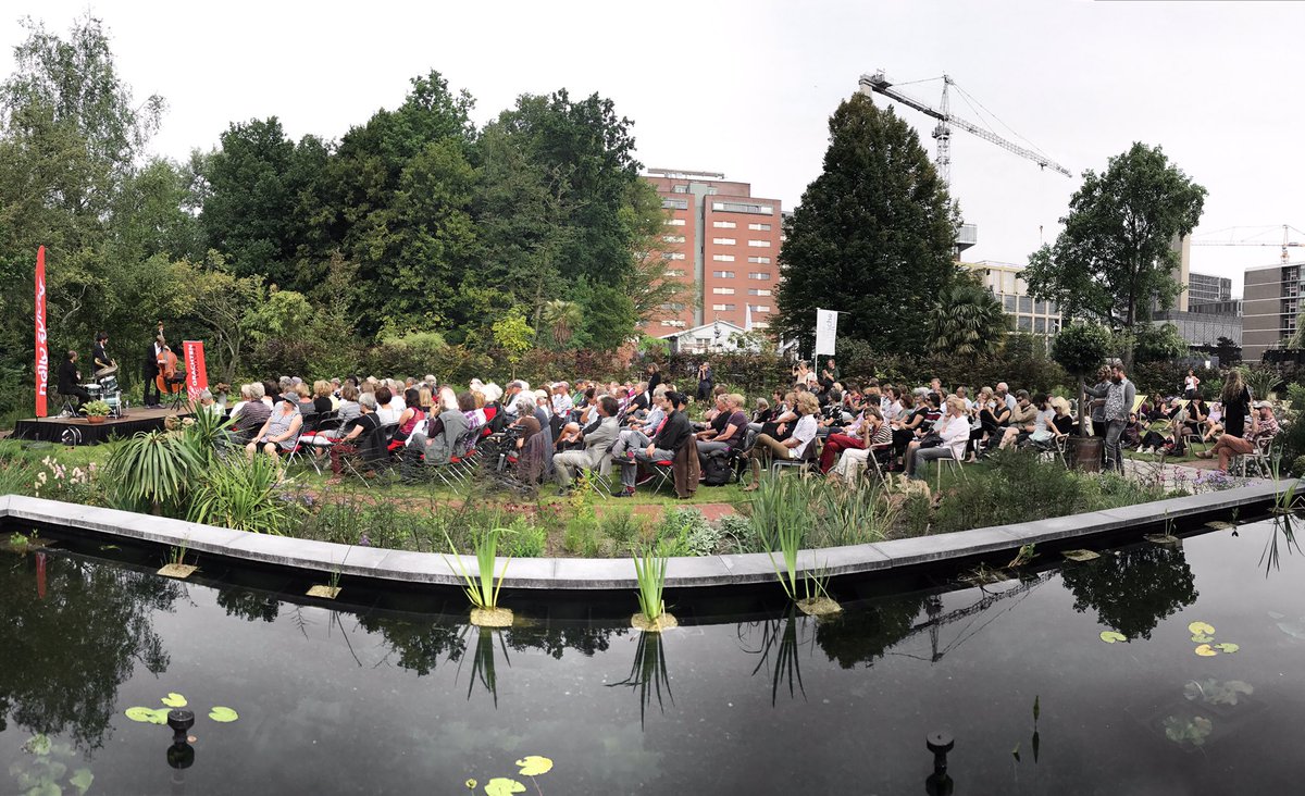 JJPerspectives's tweet photo. Grachtenfestival in de Botanische Tuin in Zuidas @hellozuidas @grchtnfstvl #grachtenfestival https://t.co/j6PMrwFfSc