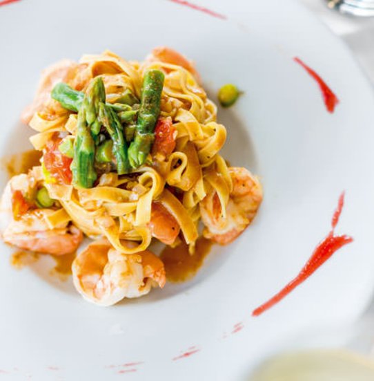 lasirenaonsea's tweet photo. Why not browse our lunch menu for a slice of 'la dolce vita'? Book a table now: 01702 472244 
https://t.co/mtt5bnGU85 https://t.co/N44V2I6ZpN