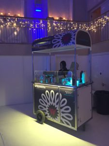 Check out our collection of #liquidnitrogen #IceCreamCarts and #FrozenCocktailBars to make your party excitement. 
goo.gl/oTh5L1