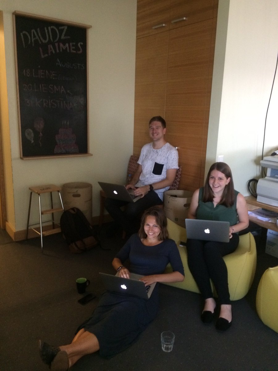 Kad <a href="/VilhelmsM/">Vilhelms Meisters</a> nāk ciemos ar sociālo tīklu lekciju,pazib gar acīm visi jebkad publicētie ieraksti. Paldies par aizraujošo stāstījumu!