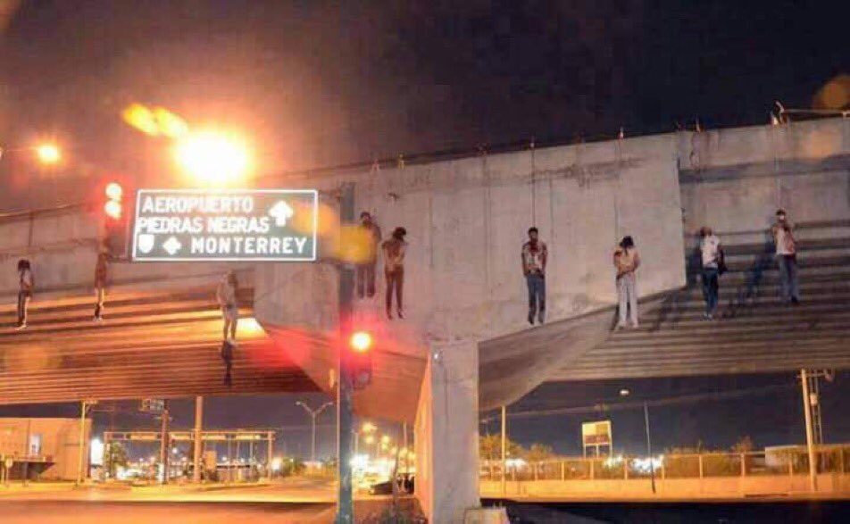 grancocolio's tweet photo. La foto del horror.Esto no es Venezuela ni sale en los periódicos ni telediarios.Es México.España solo  se preocupa d lo q pasa en Venezuela https://t.co/z9AF8wtIkA