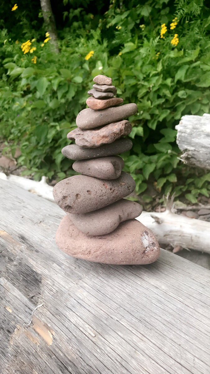 aaaamberrrrrr's tweet photo. #ZenRocks 😌 https://t.co/GAWSQ5fRdM