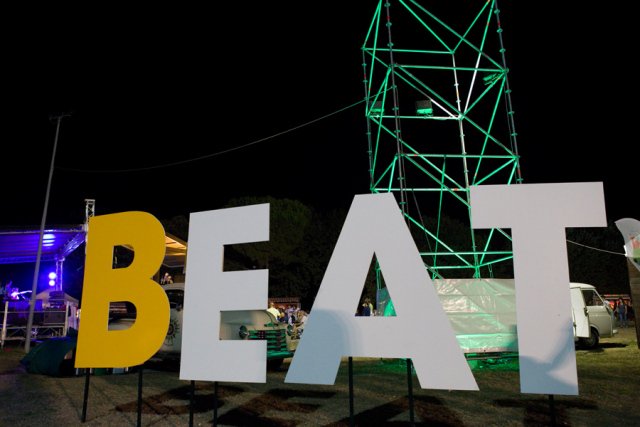 #Food Truck e #Birra, la musica del <a href="/BeatEmpoli/">Beat Festival Empoli</a> accompagnata dall’area #cibo nell'evento di #Empoli #EmpoliVive 🍤🥗🥙🍺goo.gl/dkBsMn