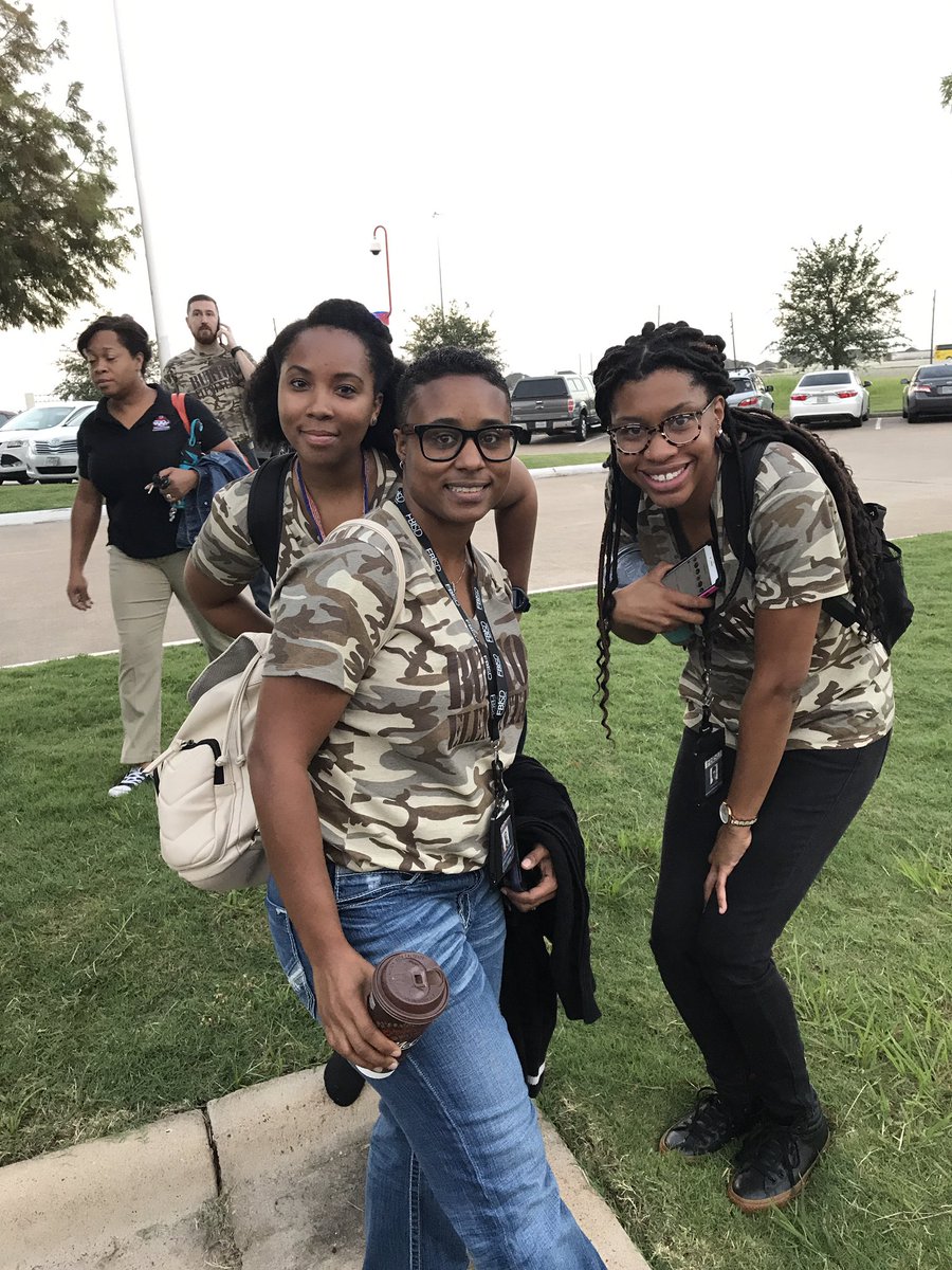 MrsBStubbs's tweet photo. Headed to FBISD Convocation https://t.co/ayxUNHpg2G