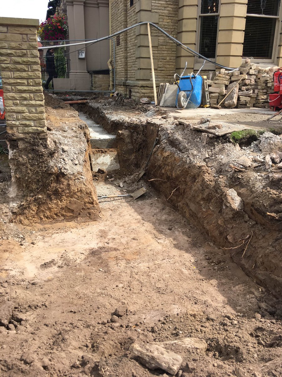 belmoreatsale's tweet photo. #refurbupdate Concrete is down and set. Steelwork is starting to go in. The new path to the Belmore is starting to take shape ππ·π https://t.co/k8rjjitDcV