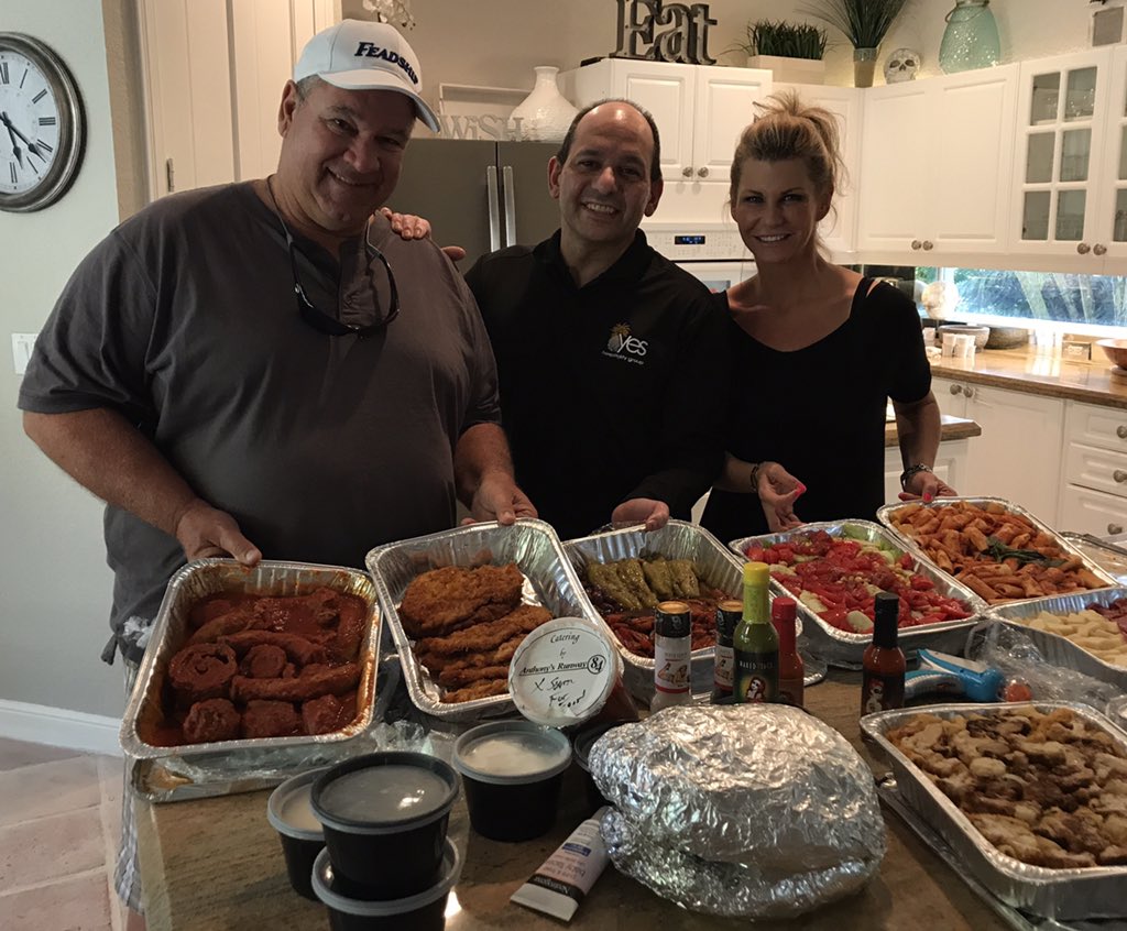 Paul Castronovo tweet media
