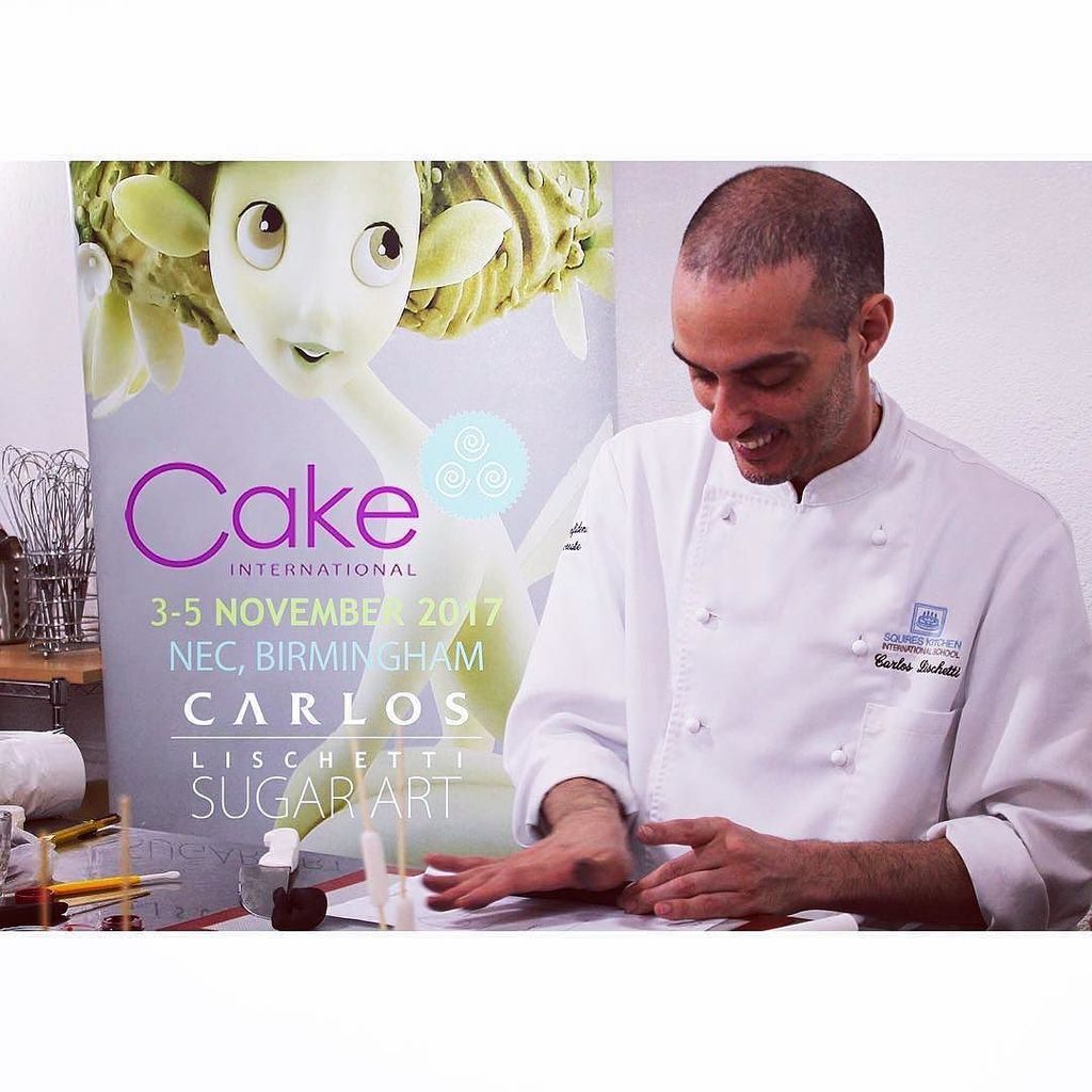 Reposting @carloslischettiofficial:⠀
...⠀
"• Carlos #LISCHETTI at #CAKEinternational • ⠀
<a href="/thecakeshows/">Cake International</a> ⠀
3-5 NOVEM… ift.tt/2vDmcHt