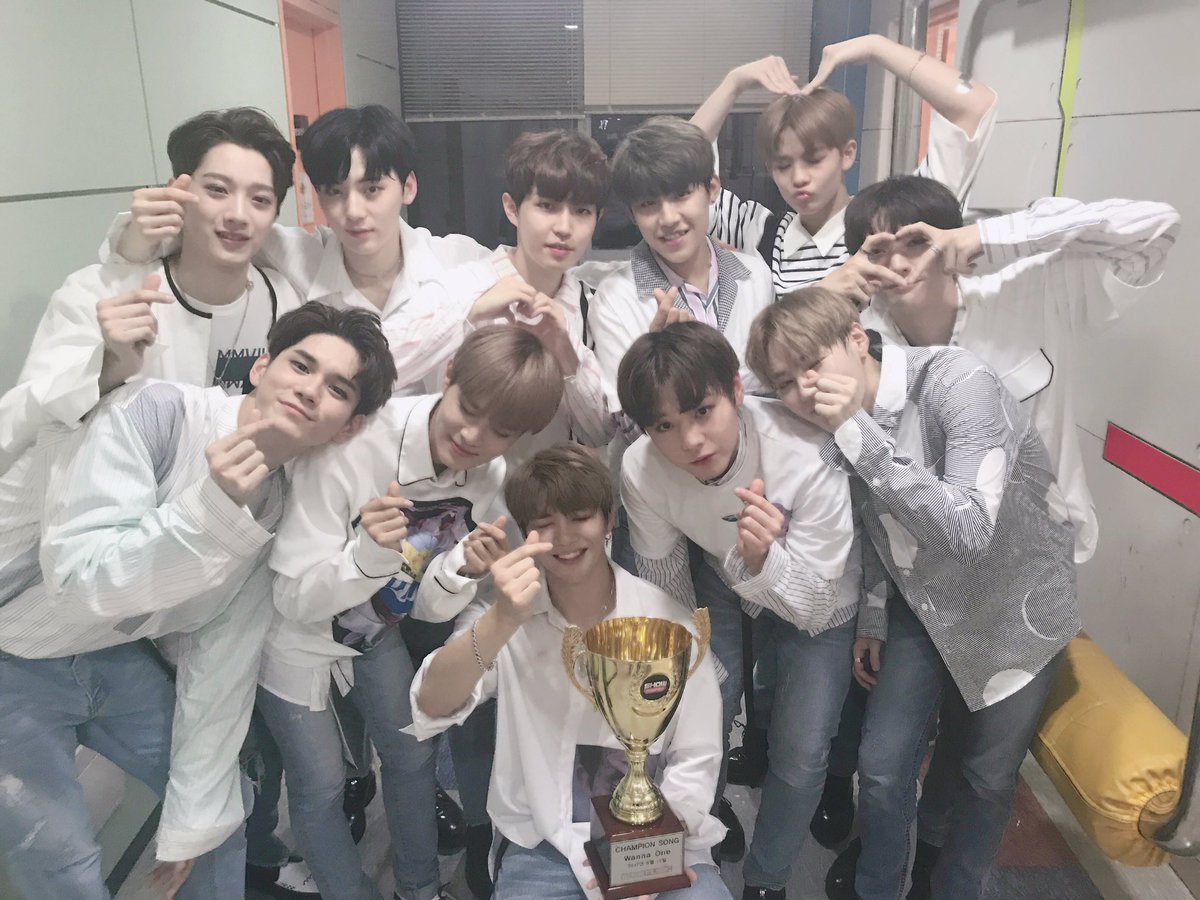 WannaOne_twt tweet picture