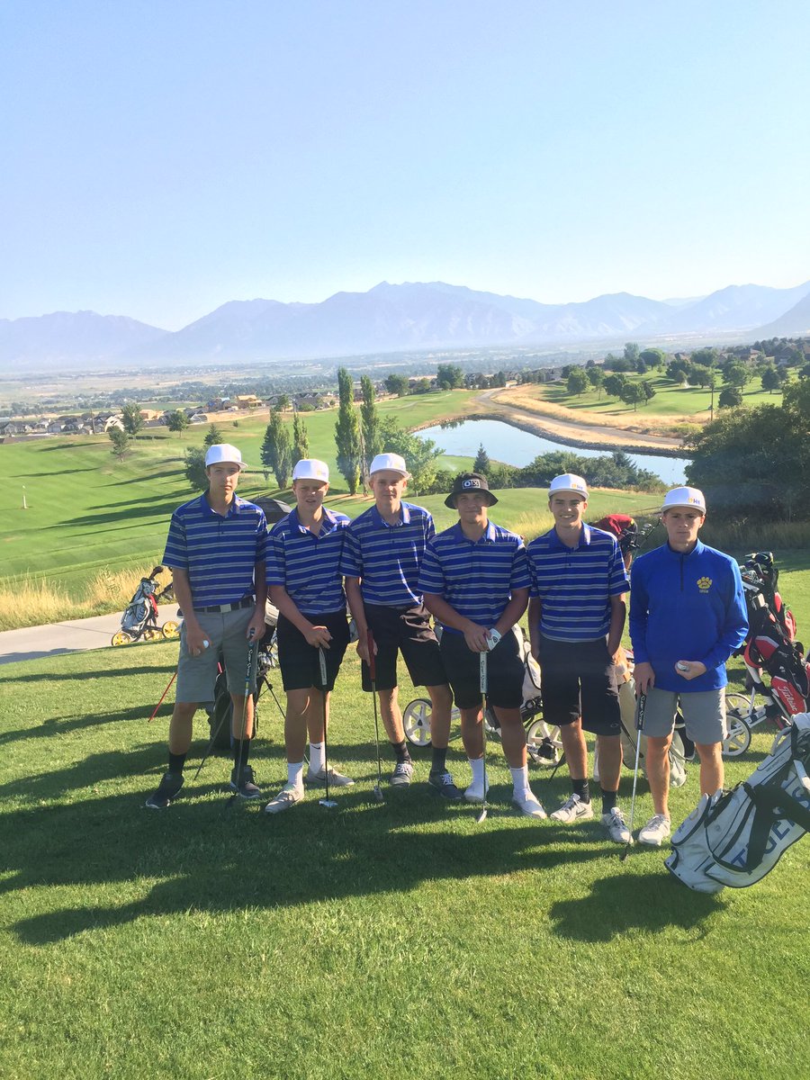 OremHighGolf's tweet photo. It's beautiful day for some golf. Hoping for a lot of pars and 😀! Tiger Pride!! @OHSTigers https://t.co/rt4jfyF90O