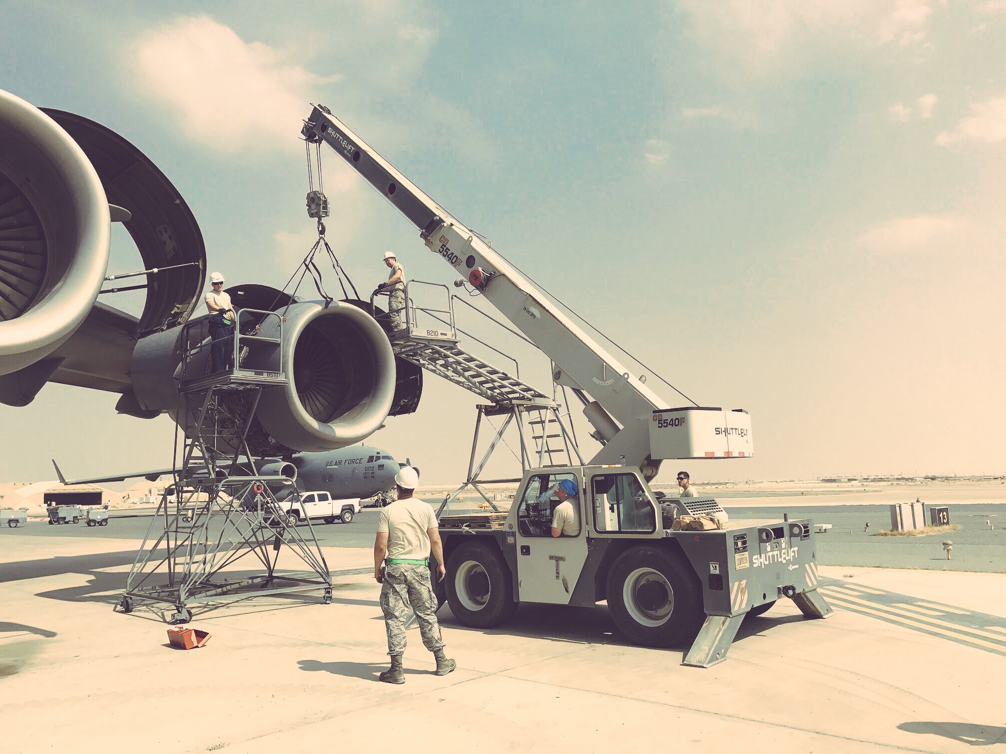 5 EAMS on Twitter: "5 EAMS Maintainers get'n heavy mx done to keep the