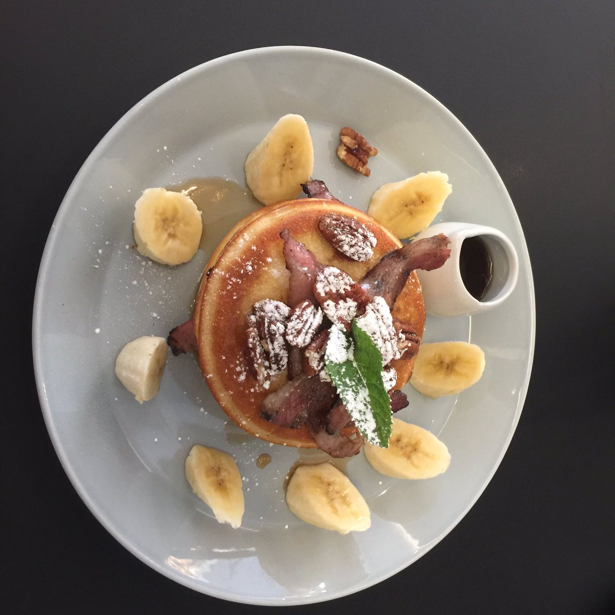 #delicious #brunch #pancakes perfect for a mid week pick up! #RaynesPark