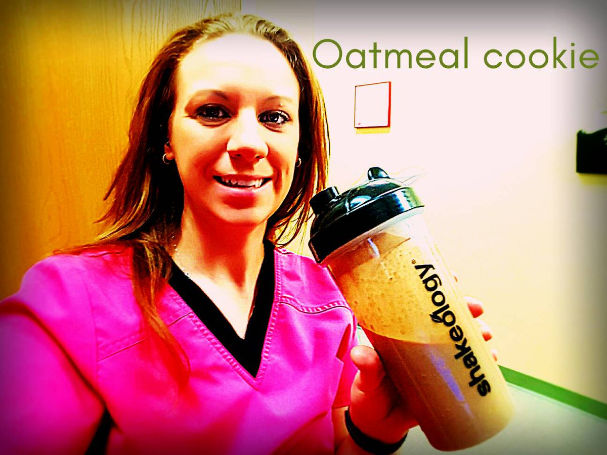 Oatmeal cookie for breakfast.. Yummy