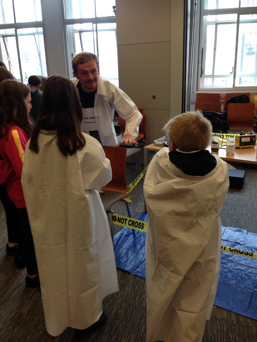 deeannj's tweet photo. Exploring radioactivity with our @NuclearFirstDTC scientists #scicommfun @UoMEngage https://t.co/V5bgofr0li