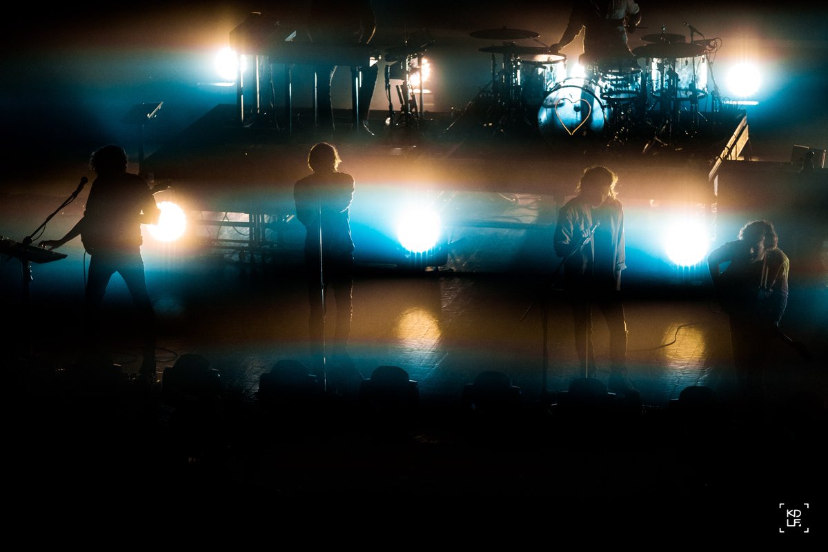 hey_rocket's tweet image. Phoenix : Live in Manila | Aug 15, 2017

@wearephoenix | Photographed in collab with @karposmm ⚡️ More soon @ karendelafuente.com 🚀