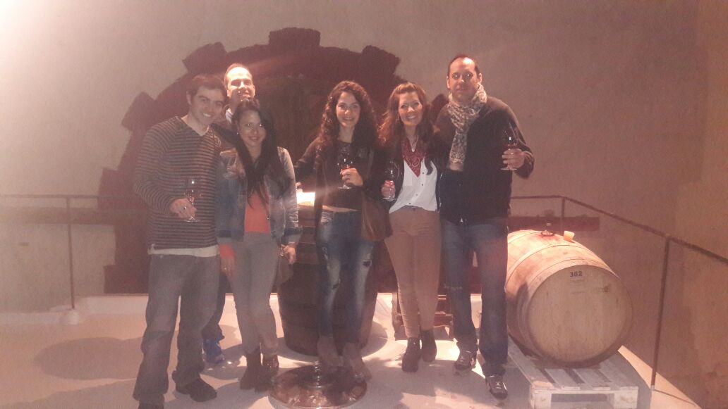 ConciergeMDZ's tweet photo. @InterMendoza un excelente momento en @altocedro @ampcava atención calidez entorno e increíbles vinos... muchas gracias!!! @ConciergeMDZ https://t.co/kpa38ojDjD