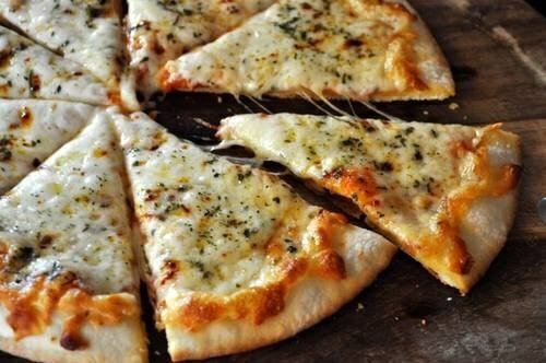 http_Arizona_'s tweet image. Só preciso de uma pizza, por que o estresse está 💯%