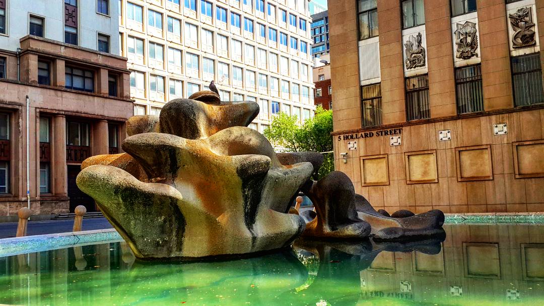SLReflects's tweet image. Water feature / sculpture in the mining district #Johannesburg
#city #buildings #architecture #design