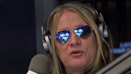 SEBASTIAN BACH Reacts To SCOTTI HILL's Comments About Classic SKID ROW Reunion blabbermouth.net/news/sebastian… https://t.co/0yW41rIKbK