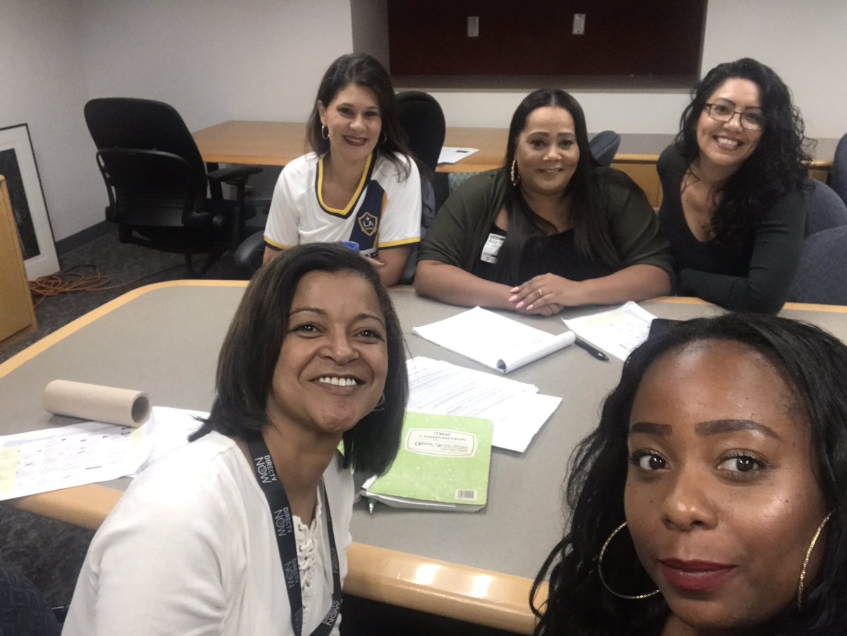 WeAreSD12's tweet photo. Meeting of the minds!Culture 👸🏻 Kathy,Lala,Noemy,Dawn,LaTanya @marinavassi @anthonyetuggle #calicouncil619 #eem #tugglenation #generationj https://t.co/AXVGDlN6sv