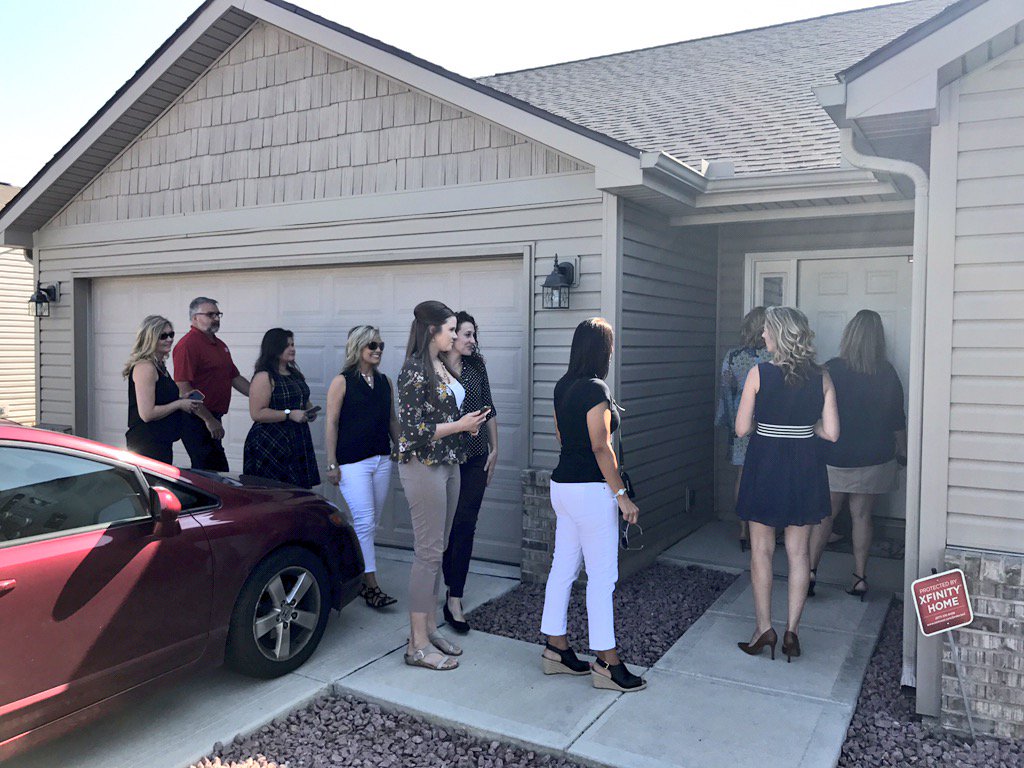 We had a great tour of 8 new listings today!!! Call for a great real estate experience! 854-1234 #sold
