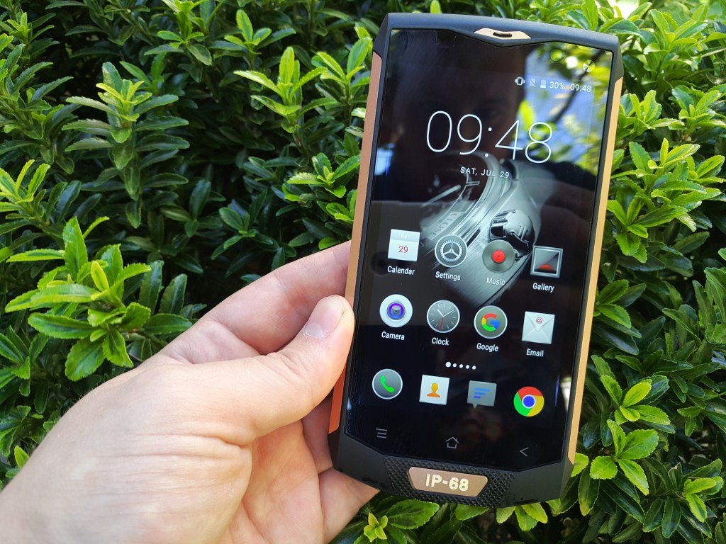 SmartphoneWars_'s tweet photo. BV8000 Pro Review - Fastest Waterproof Phone with 6GB RAM!
#blackview #bv8000pro #review https://t.co/gpWblBzHRO https://t.co/kW5Izpyq0D