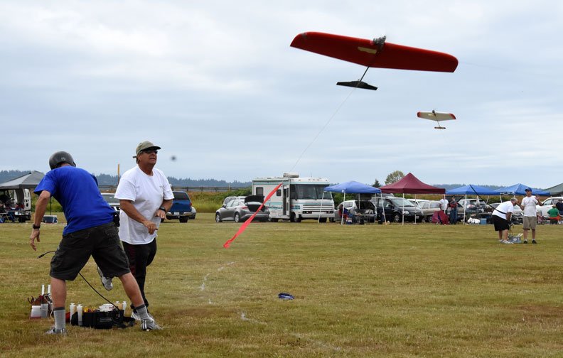 Editor_John's tweet image. Results and photos of the 2017 Bladder Grabber control-line Combat tournament are now posted on flyinglines.org