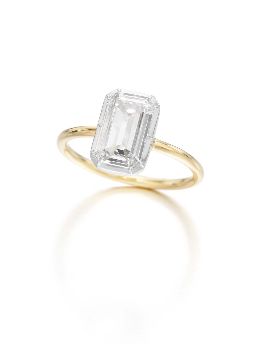 JMcCdiamonds's tweet photo. The new Emerald-cut Button Back #wedddingwednesday
#finejewellery #diamondjewellery #jewellerydesigner #diamond
#engagementring #ringgoals https://t.co/rWH0b86uNc