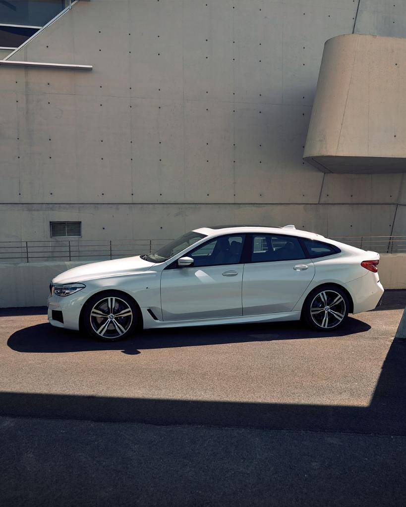 BMW's tweet image. Looking for an expressive statement? Here it is.
The first-ever #BMW #6series Gran Turismo.