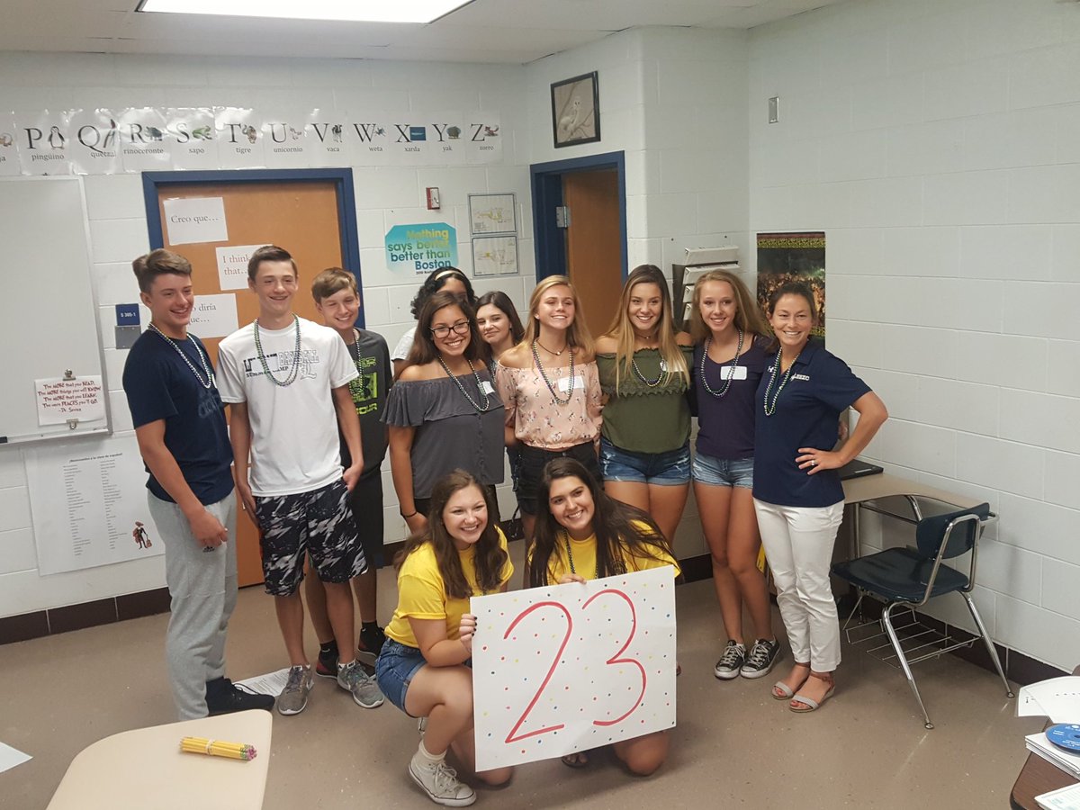 LHS Link Crew tweet media