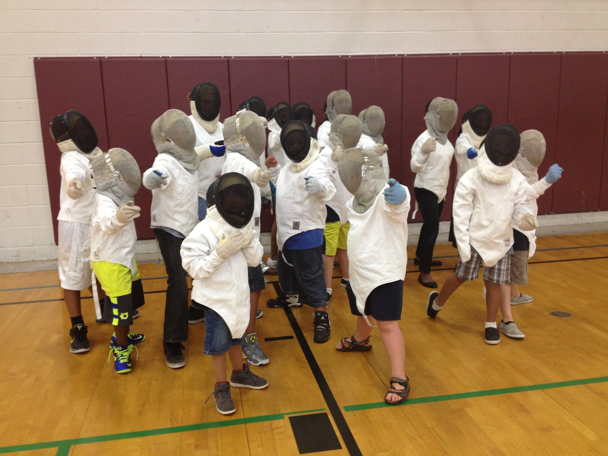 dreamoutside's tweet photo. Stand back! Our dreamers loved learning about fencing. #ThrowbackThursday https://t.co/OuTVb5UZmX