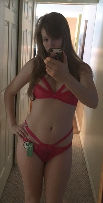 Good morning! I finally dragged myself out of bed and put my vibrator down. Here is a cute set I was