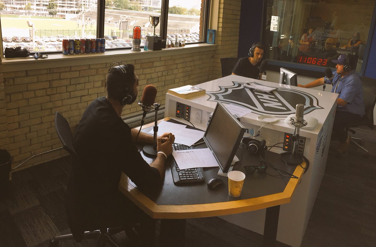 siriusxmcanada's tweet photo. It's Jay @BaruchelNDG on ch.91 RIGHT NOW with @SiriusXMNHL @thegoldenmuzzy talking #GOON2 + more https://t.co/rTsmnEwFfa