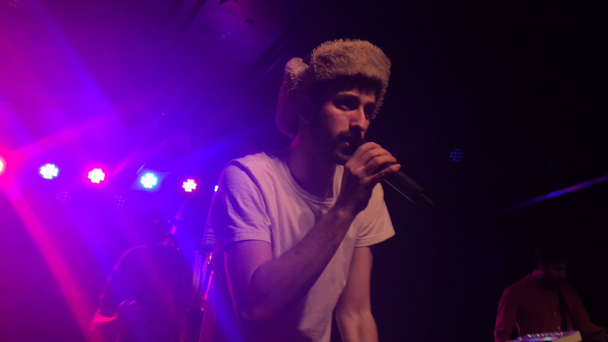 sarah_necola's tweet photo. @AJRBrothers @JackAJRbrothers #JackMetsBDay ππ»ππ» https://t.co/iyzwkFWEnl