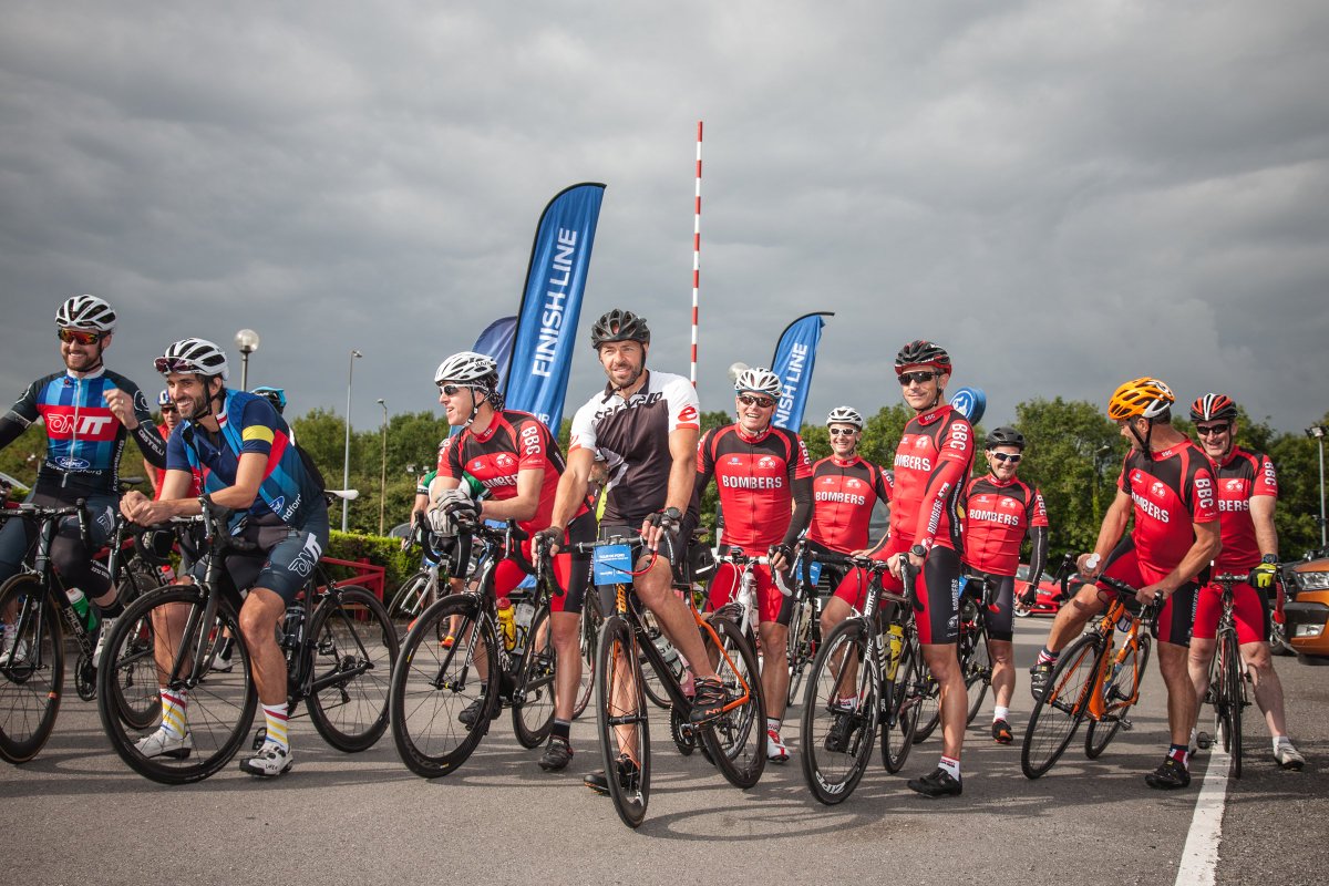 BridgendFord's tweet photo. Some great scenes at #Bridgend #Ford on the weekend for our #TourdeFord #Event 💙 #cycling #rideout #sportive #roadbikes https://t.co/lPSqO27oJC