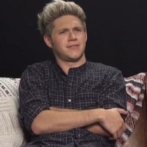 JanethHdzSub's tweet image. No puedo creer que little mix nunca hizo colaboracion con 1D  pero si haran con cnco??
(No hate)
#ReggaetonLentoRemix