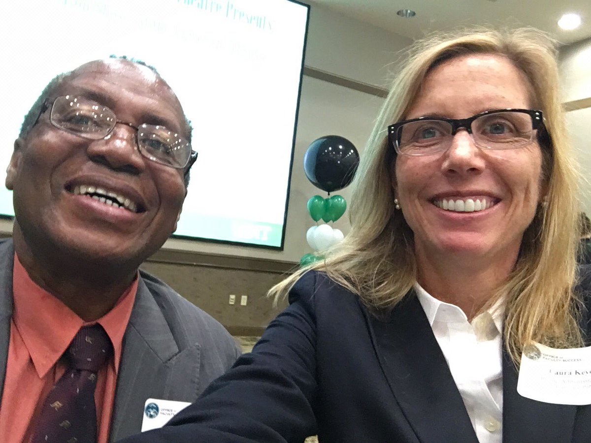 Laura M Keyes tweet media