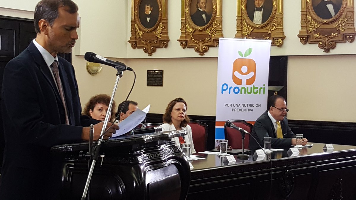 anita_chae's tweet photo. Lanzamiento del Esquema de certificación #PRONUTRI. https://t.co/16O7FVERnd