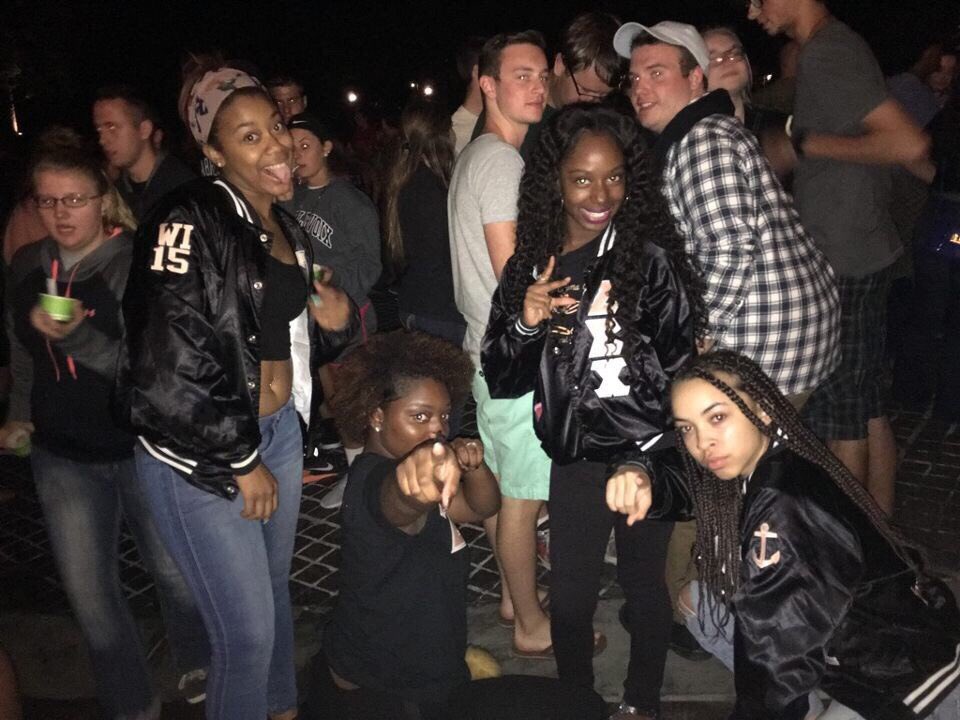 ou_zchis's tweet photo. Nothing like Peachy Wednesdays ๐๐๐ค #PeachyWednesday #TeamOu #OnWednesdaysWeWearPeach #ZetaSigmaChi #PeachTakeover https://t.co/2LxpgURWbs