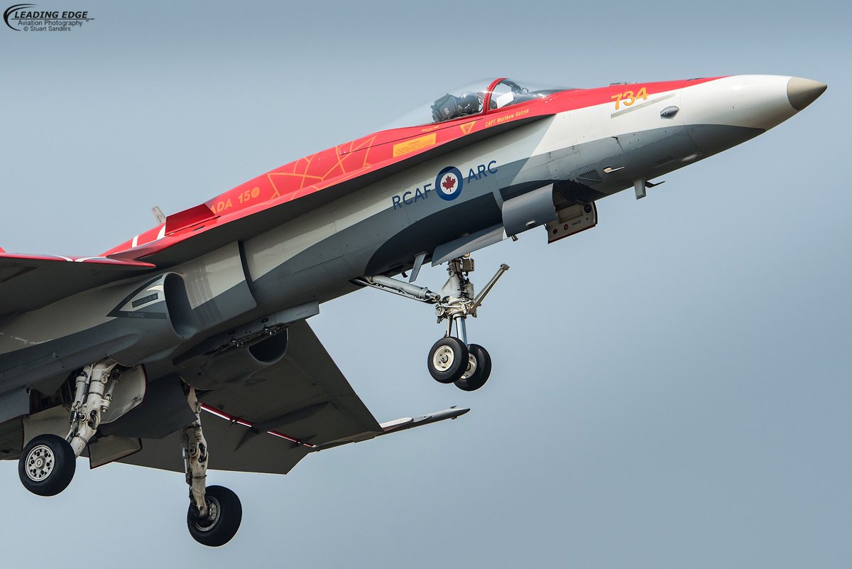 LeadingEdge_A_P's tweet photo. A friendly wave from @Astro_Kutryk bringing the #canada150 #CF18 into the #AbbyAirshow. All the best as you embark on your new journey! https://t.co/cqm92FkmF9
