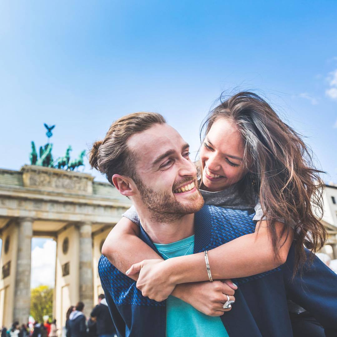 sadecebiyemek's tweet photo. Berlin ve Paris'te yurtdışı evlilikleri artık çok kolay. 🇩🇪🎡🛫 #berlin #matchmaking #çöpçatan https://t.co/Lw6psCNAfV