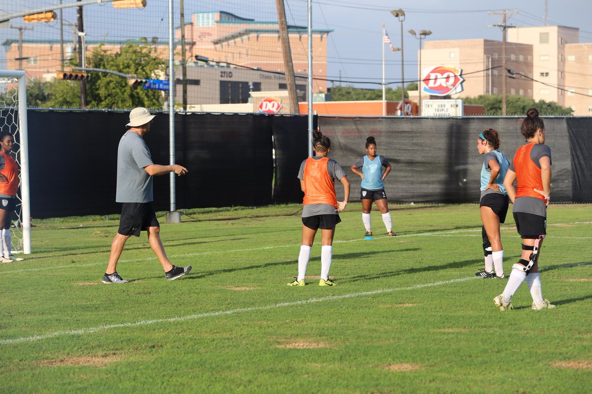 Uhv Jaguars On Twitter Uhv Women S Soccer Preparing For The 2017 Season