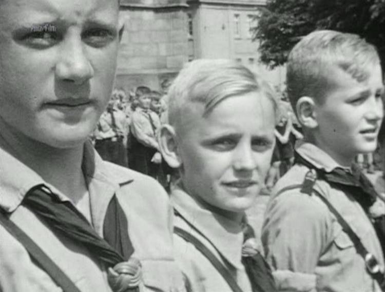 Гитлерюгенд что это. Нацисты Гитлерюгенд. Hitler Youth. Петер Кранц Гитлерюгенд. Ариец Гитлерюгенд.